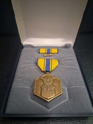 U.S. Air Force Commendation Medal With Bar and Ribbon In Presentation Case
