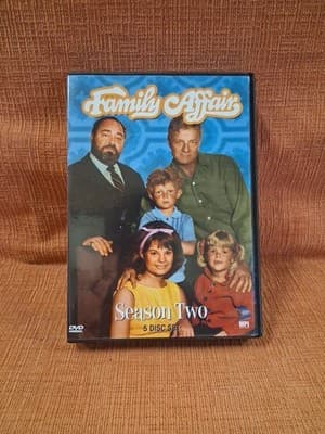 FAMILY AFFAIR - SEASON ONE - DVD - 5 DISC SET - ANISSA JONES, JOHNNIE WHITACKER,