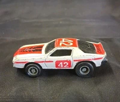 Zylmex Zee Toys Chevy Camaro Z-28 #42 White & Red Pull-Back (Untested) 1:64 VTG