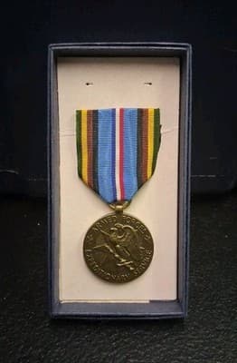 US Military Armed Forces Expeditionary Medal and Ribbon