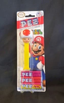 Pez Dispenser Nintendo Super Mario Bros. TOAD New in Package