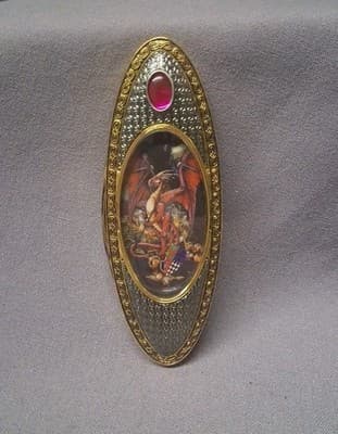 RARE Collectible Ornate Dragon Clasp Folder Knife