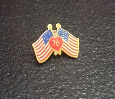 Vtg American Bicentennial Flag 1976 Gold Tone Jandy Reg. Lapel Pin Hat Tie Tac