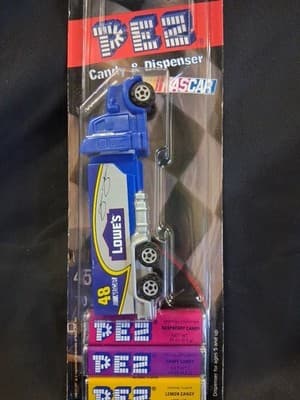 LOWE'S #48 * TRACTOR TRAILER Pez Dispensers * New On Original Card *