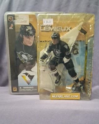 NIB 2001 McFarlane SportsPicks Series 2 Mario Lemieux Penguins Figure