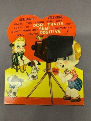 VINTAGE 1930s Die Cut Fold VALENTINE Photo Shoot Cute