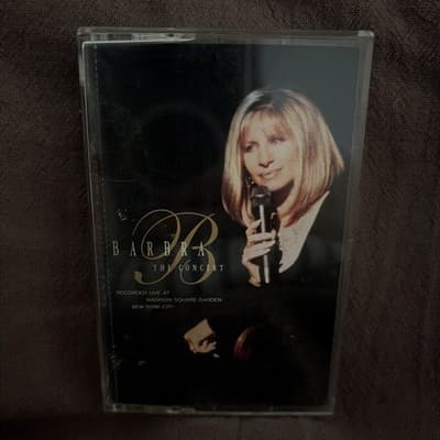 BARBRA THE CONCERT - CASSETTE TAPE