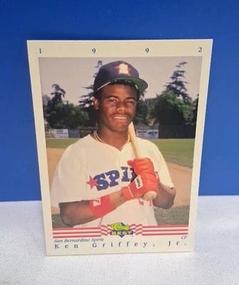 1992 ⚾ Classic Best, #200, Ken Griffey Jr.