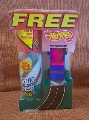 Hot Wheels Aquafresh Kids Toothpaste 4WD Rescue Pick Up Truck Blue/Pink - NIB