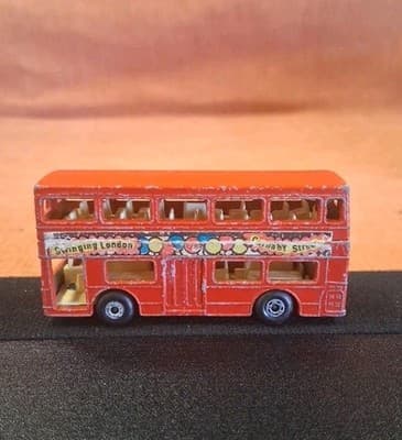 Matchbox Superfast 1972 The Londoner No 17 Swinging London Carnaby Street