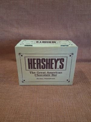 1996 Ertl Collectibles Hershey Silver 1914 Chevrolet Roadster #F299