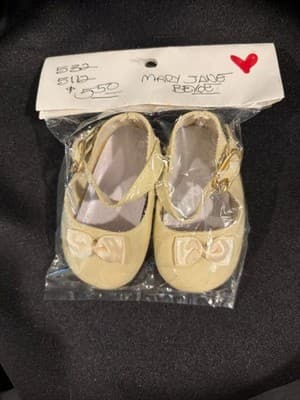 NWT Fit Lee Middleton Doll Mary Janes with Bow