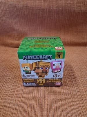 Minecraft Backpack Keychain Hangers 24K Edition 1:54 Chances of Gold