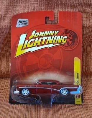 2011 Johnny Lightning JL#17 1957 BUICK - CUSTOM Red w/Chrome 5 Spoke Wheels