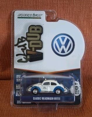 GREENLIGHT GREEN Club V-DUB CLASSIC VOLKSWAGEN BEETLE TAXI.