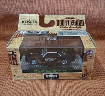 M2 Machines Lunati Bootlegger 1968 Ford Mustang Cobra-Jet black BLO2 16-30