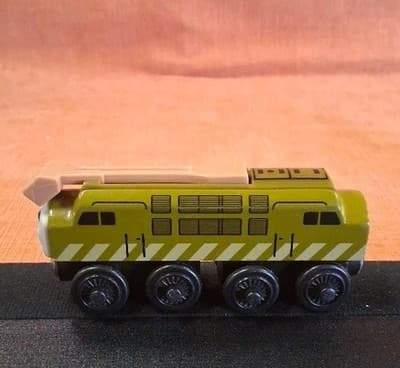 Thomas & Friends Wooden Railway Train Tank Engine Diesel 10 with Sliding Claw
