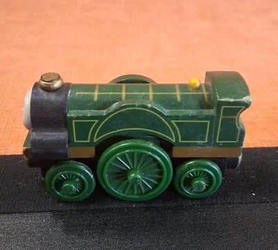 Thomas Wooden Railway EMILY Train Friends