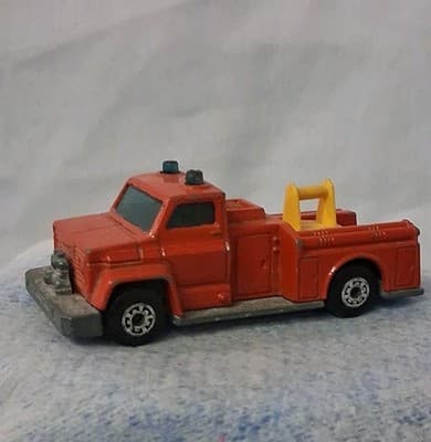 1977 Lesney Matchbox No. 13 Snorkel Fire Engine Made in England