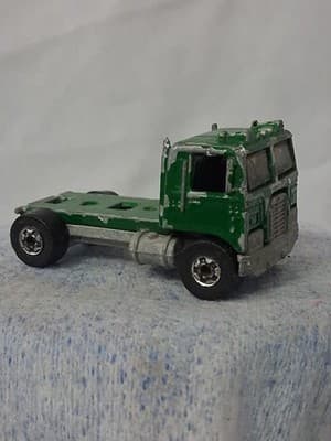 Vintage Hot Wheels Rig Cab Workhorses Hiway Hauler Truck Green Malaysia