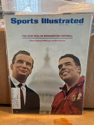 Sports Illustrated Magazine (July 25, 1966) Edward B. Williams & Otto Graham VG!