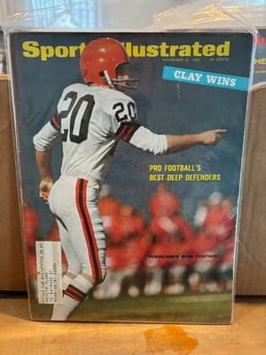 Nov 21 1966 issue of Sports Illustrated Browns Ross Fichtner