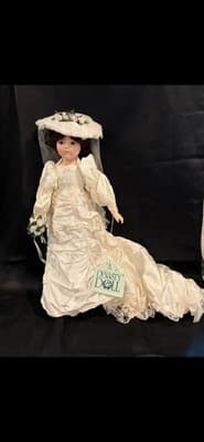 Dynasty Doll Collection , Victorian Bride Cardinal Inc