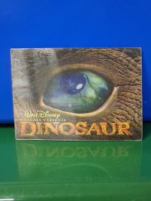Disney Dinosaur (2000) Movie Promo Button Pinback Reflective 🦕