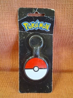 Bio World Pokemon Poke Ball Metal Keychain BNIB