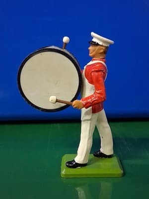 W. Britain: USMC Drum Major, Commandant's Own, Red Tunic (Retired) Base Drummer