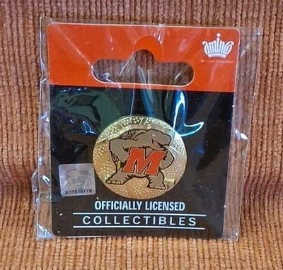 Maryland Terrapins Terps Gold Tone Basketball Aminco Pin NCAA University Sealed