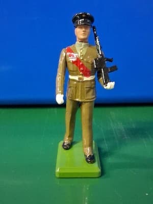 Vintage England Britains 1986 Toy Soldier Rifleman Figure Metal Diecast