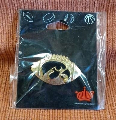 Aminco Iowa Hawkeyes Football Pin Collectible Souvenir Memorabilia Sealed