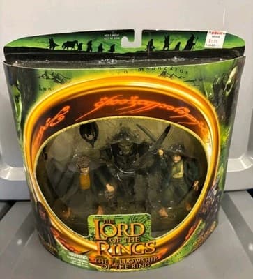 Lord of the Rings MORIA ORC Figure Set W/ Merry & Pippin NEW 2001 TOY BIZ