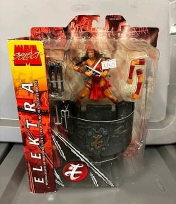 Marvel Diamond Select Elektra 7” Figure & Base Daredevil Marvel Legends NIP