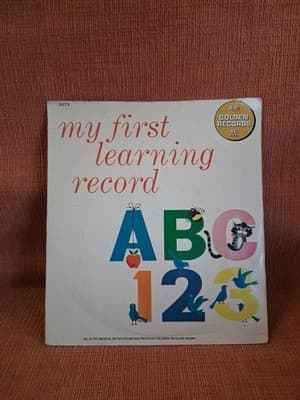 Vintage Golden Record MY FIRST ALPHABET SONG 45rpm 1959