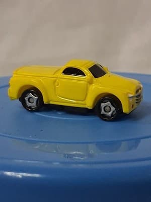 Playmates Speedeez Micro Size Roller Ball Chevy SSR CONCEPT Yellow 2003