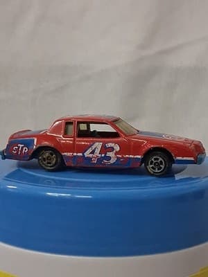 Vintage ERTL Richard Petty 43 1/64 Red Superstock Pontiac Race Car Diecast As Is