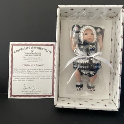 ASHTON DRAKE/ DOROTHY STEVEN SO TRULY REAL "PLAYFUL AS A KITTEN" W/BOX & COA