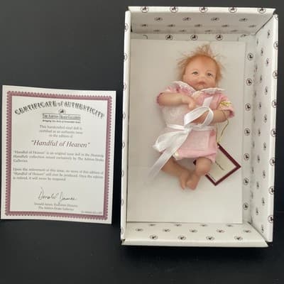 HANDFUL OF HEAVEN Ashton-Drake Galleries vinyl doll Heavenly Handfuls Collection