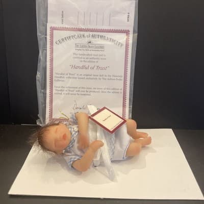 Ashton Drake 'Handful of Trust' "Heavenly Handfuls" Mini Collection Doll
