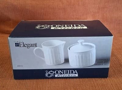 Oneida Simply Elegant Ariel Sugar & Creamer Set New open Box