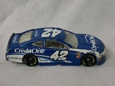 Kyle Larson CrditOne Chevrolet 2018 NASCAR Authentics Wave 6 Diecast LOOSE