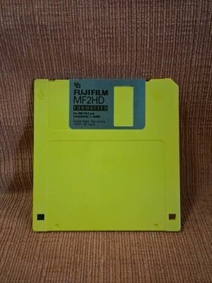 Fujifilm MF2HD Double Sided High Density Floppy Disks 3.5" Yellow