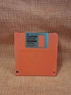 Fujifilm MF2HD Double Sided High Density Floppy Disks 3.5" Red