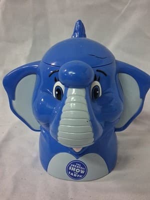 The Greatest Show On Earth Ringling Bros. ELEPHANT Mug Cup Hinged Lid