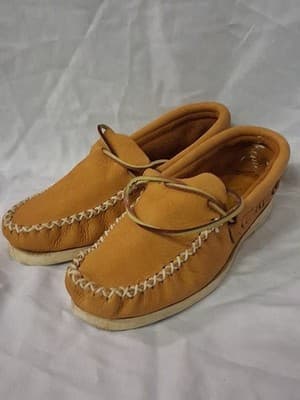Vintage Handmade Hard Sole Slipper moccasin Size 9 GREAT CONDITION With Box