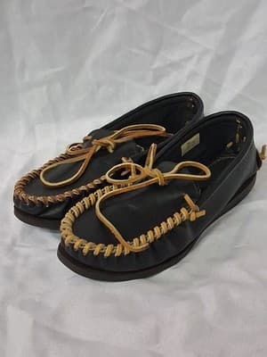 Vintage Handmade Hard Sole Slipper moccasin Size 7.5 GREAT CONDITION With Box