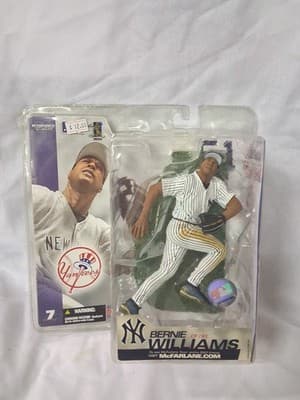 Bernie Williams McFarlane Figure Pinstripes Variant Series 7 New York Yankees ⚾️