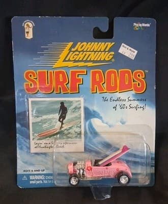 Johnny Lightning Surf Rods Pink Malibu Babes Hot Rod 1/64 - New